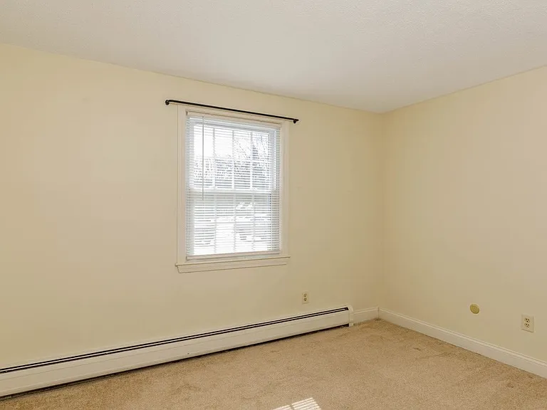 90 Ridgewood Ln #1 — Photo 5