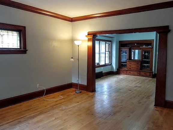 3rd image of 2463 N Bartlett Ave #1