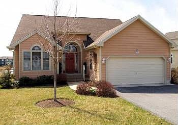 3rd image of 258 Lakeside Dr