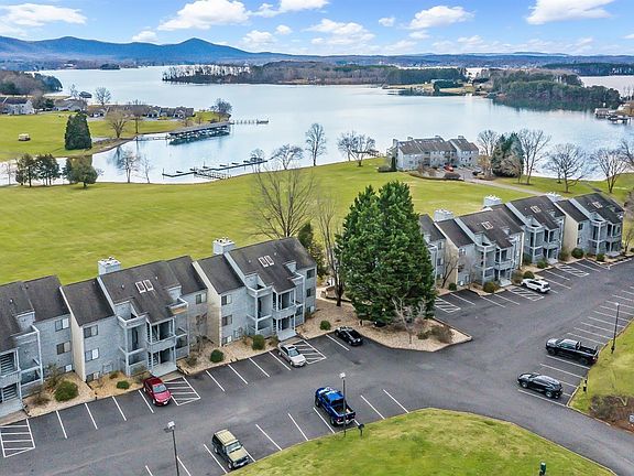 3rd image of 140 Sailors Cove Dr #1224