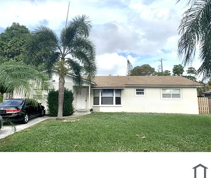 3555 Pandora Ave