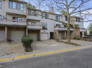 18512 Locust Point Ct, Montgomery Village, MD 20886