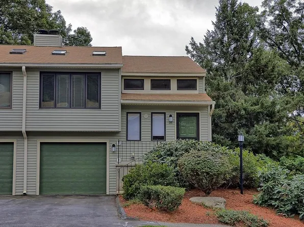 70 Londonderry Rd, Grafton, MA 01519