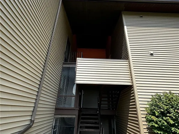 505 Village Blvd N, Baldwinsville, NY