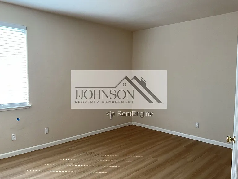 2408 Victor Ct — Photo 19