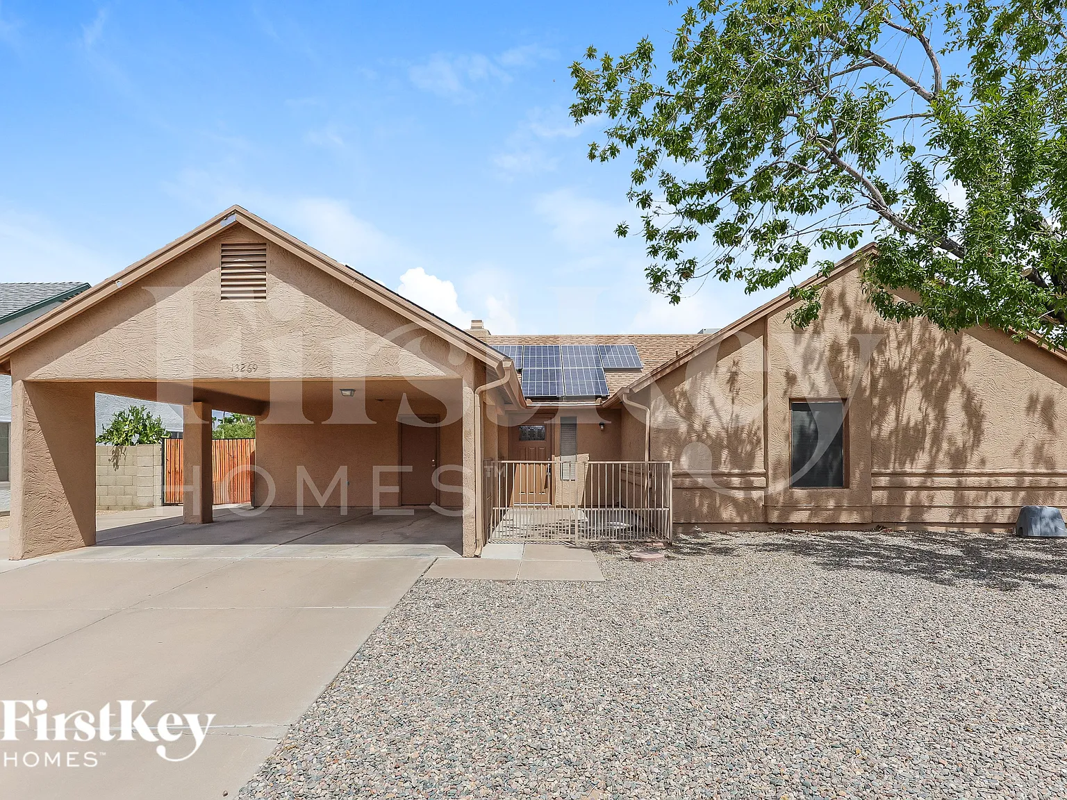 3 bed, 2.0 bath, 1924 sqft, $1,965 — Photo 1