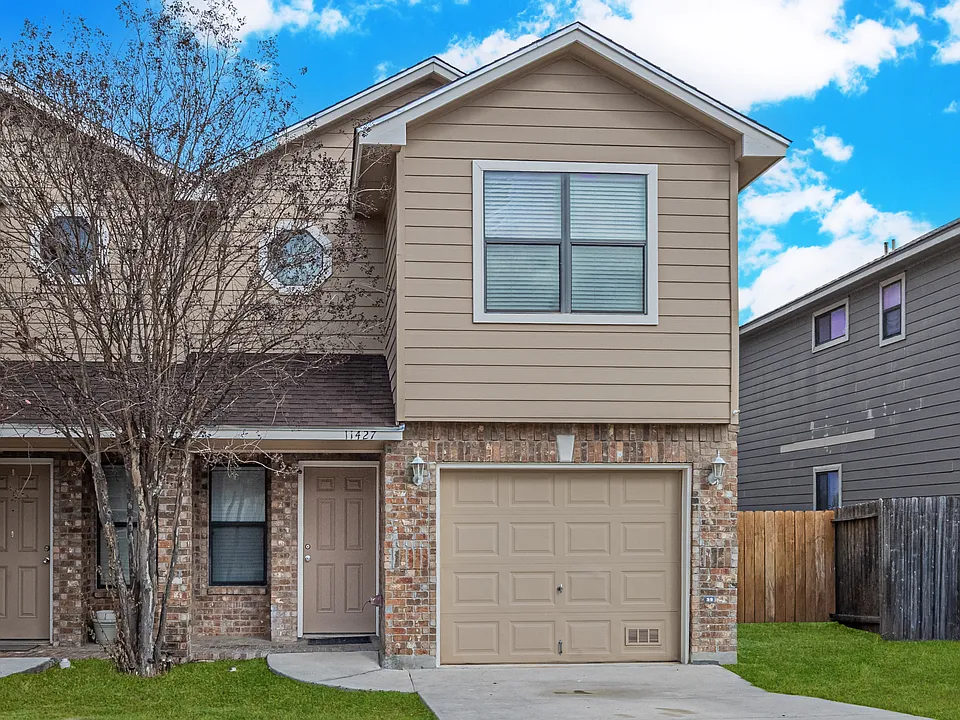 11427 Creek Eagle
