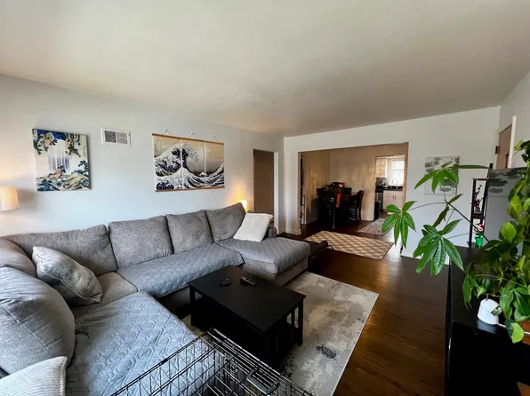 5315 W Wisconsin Ave #2, Milwaukee, WI 53208