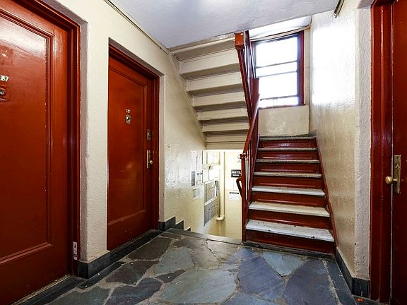 5th image of 4305 47th St #2A