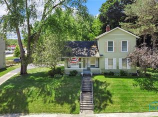 411 Farnsworth Rd, Waterville, OH 43566