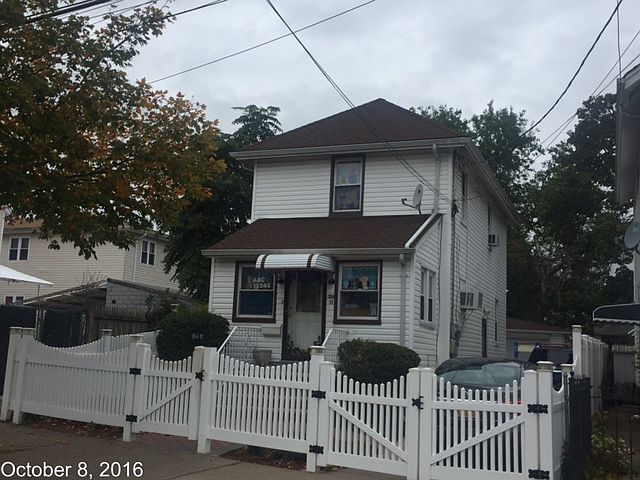 1st image of 18411 141st Ave
