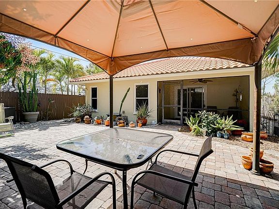 3rd image of 27951 Meadowlark LN