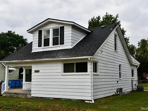 4th image of 3927 Berkshire Ave