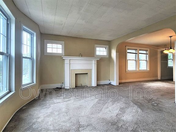 5th image of 23 Avery Ave