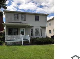 6505 Snow Rd, Cleveland, OH 44129