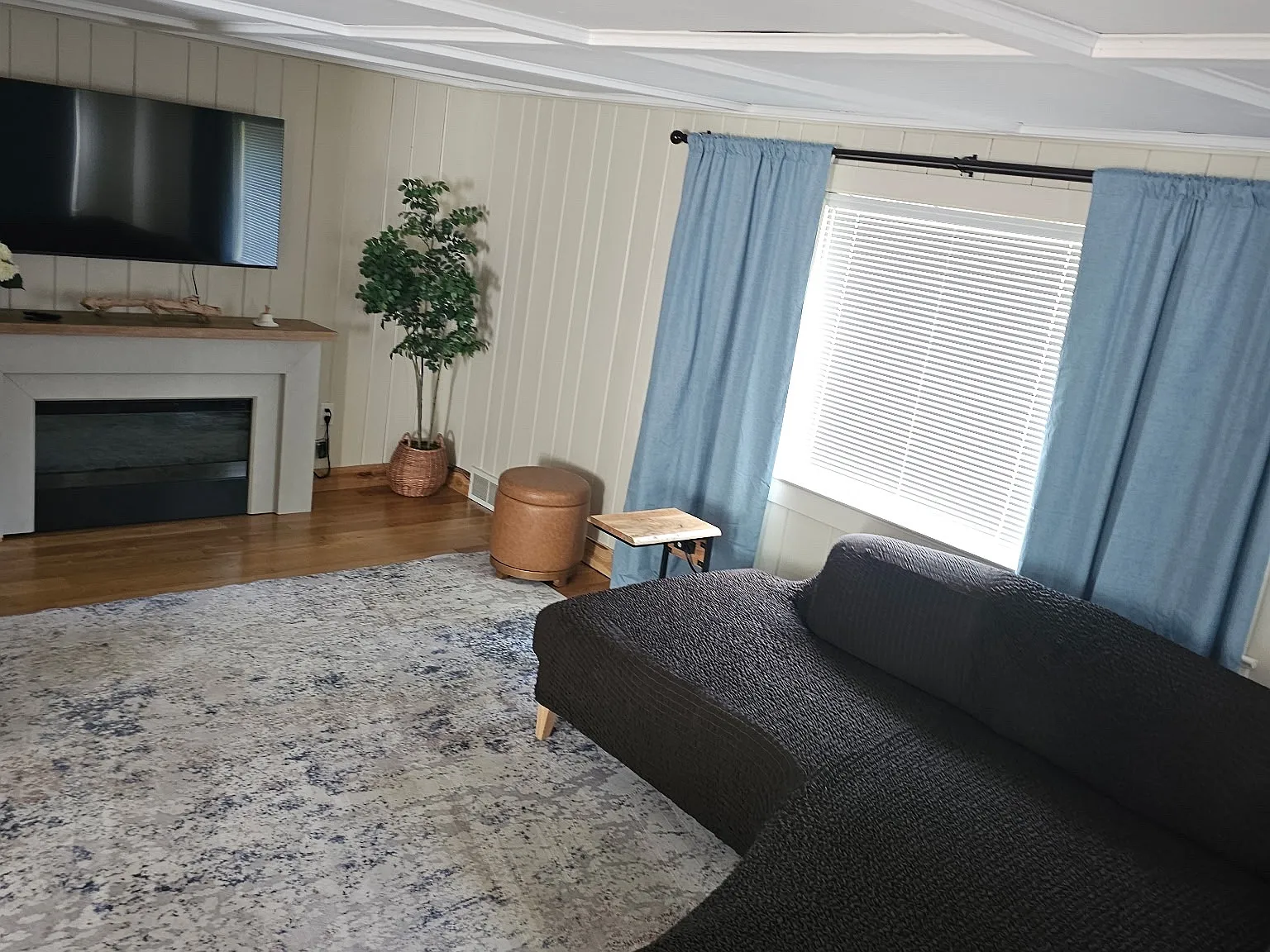 3 bed, 1188 sqft, $2,800 — Photo 2