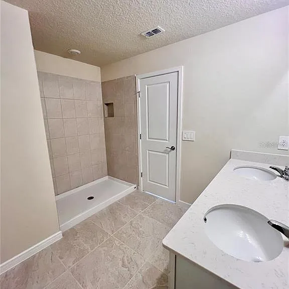 1297 Regal King Dr — Photo 24