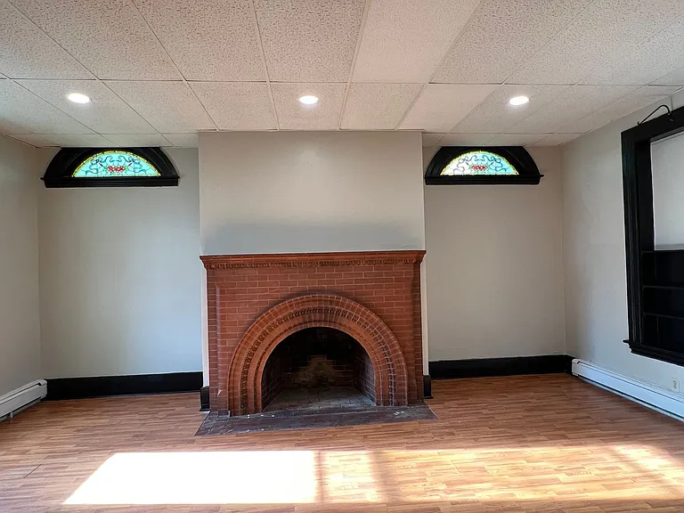 85 Prospect St — Photo 16