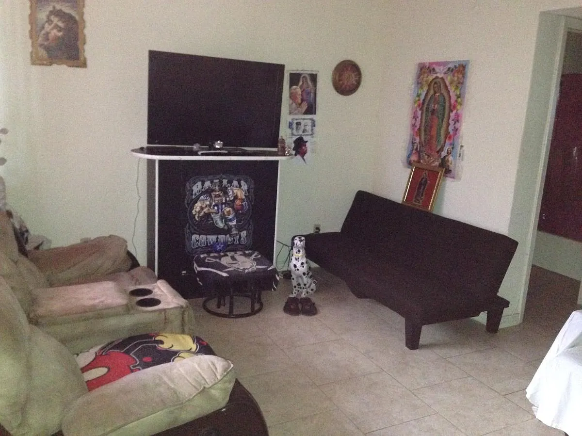 2 bed, 800 sqft, $850 — Photo 1
