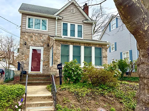4623 Arcadia Ln Photo 1
