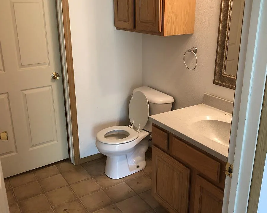 LC230B - Bathroom_10022019