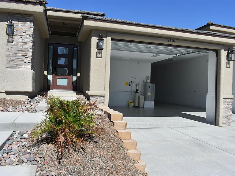 2515 Tradewind Dr — Photo 6