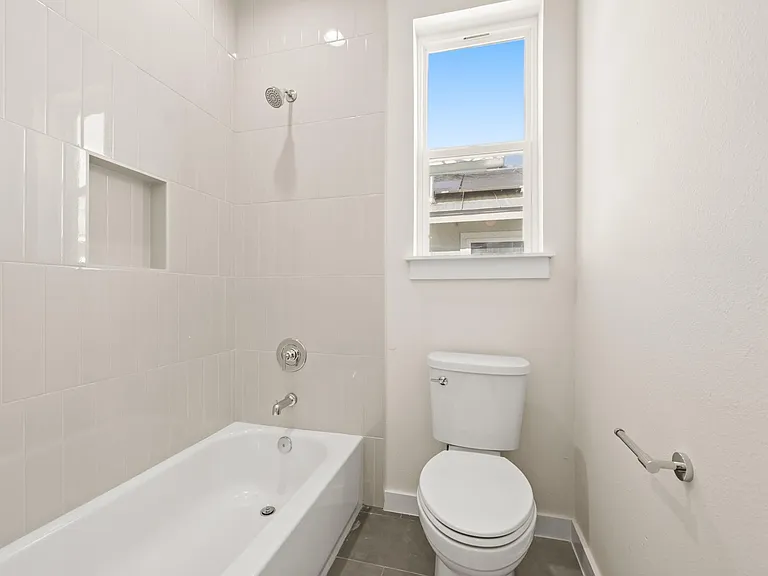 4801 Sara Dr #B — Photo 16