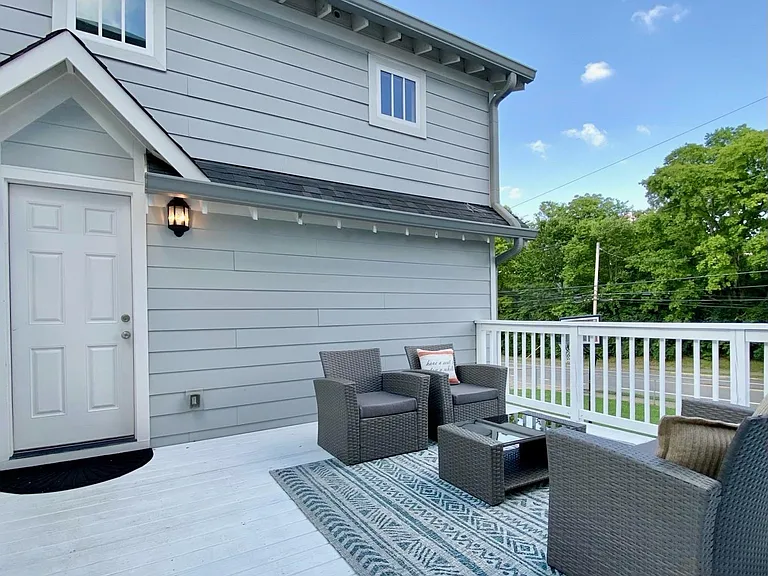 1002A Caldwell Ave — Photo 29