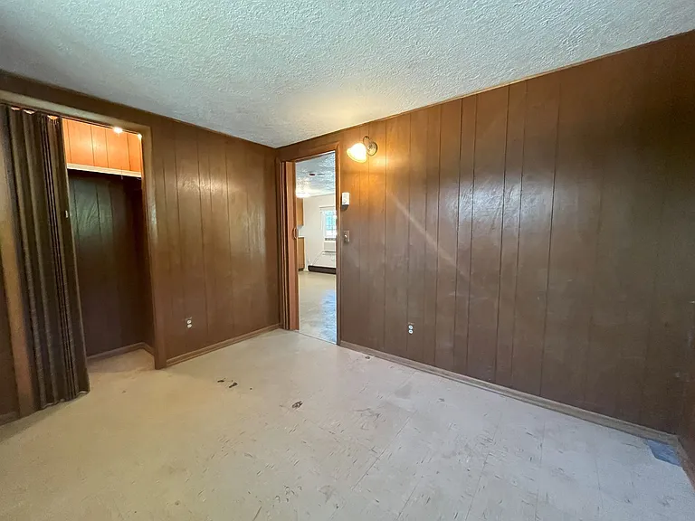 20100 SW Alexander St — Photo 11
