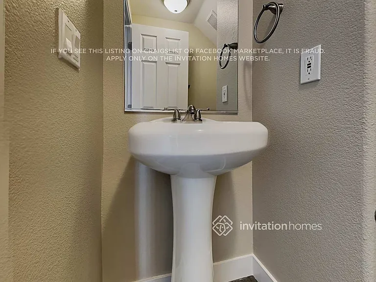 8067 Duneville St — Photo 15