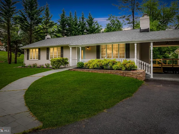 4 Nuthatch Ct, Cockeysville, MD 21030