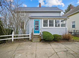 31 Whipple St, Pawtucket, RI 02860