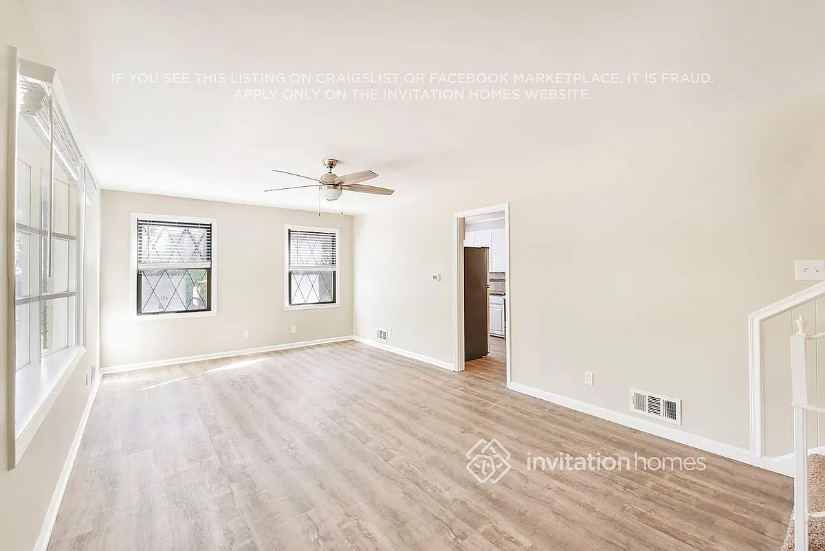Building Photo - 3938 Somerdale Ln