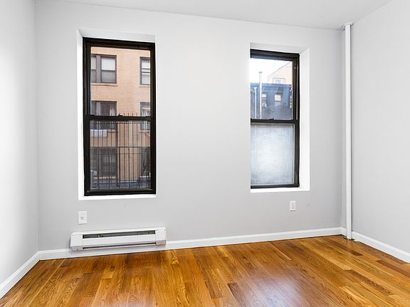 4th image of 322 W 49th St #5RE3