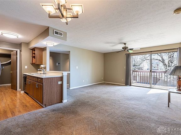 4th image of 1310 Hollow Run APT 5