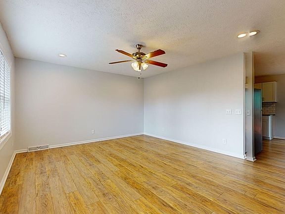 4th image of 307 Silva Terra Drive