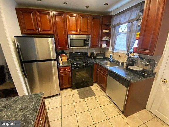 2nd image of 7425 Torresdale Ave