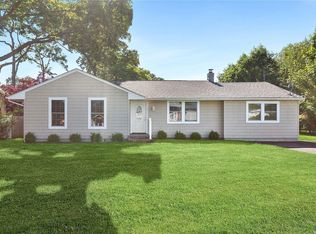 6 Whiting Rd, East Quogue, NY 11942