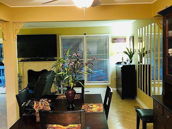 Dining Rm