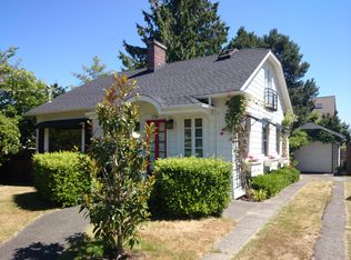 2716 Belvidere Ave SW, Seattle, WA 98126