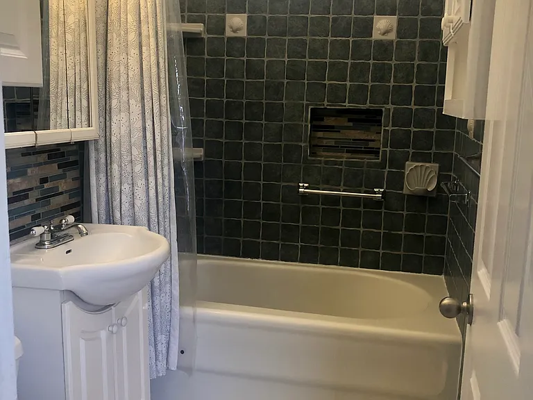 4614 W 164th St #FRONT HOUSE — Photo 34