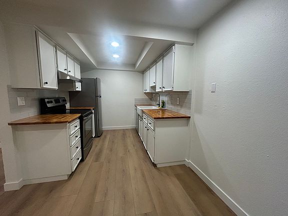 4th image of 11556 Greenwood Ave N APT 104