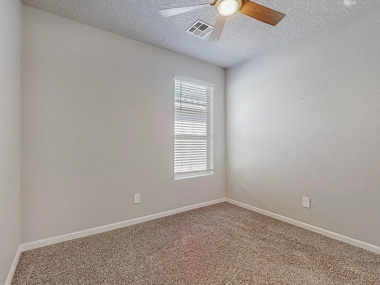 5950 Las Vacas Ct NE — Photo 48