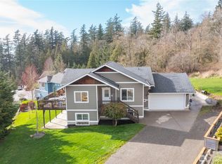 673 Parkview Pl, Blaine, WA 98230