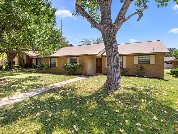 2nd image of 4309 Ponderosa Ln