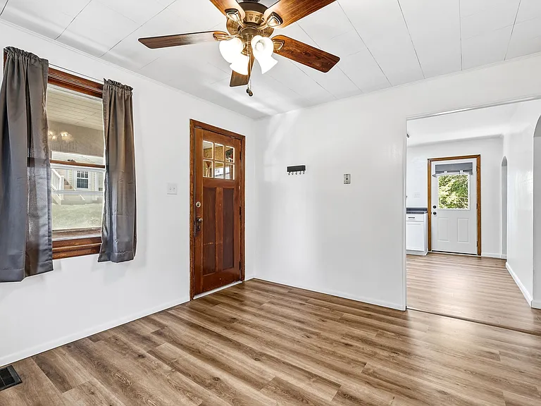 2615 Van Buren St — Photo 11