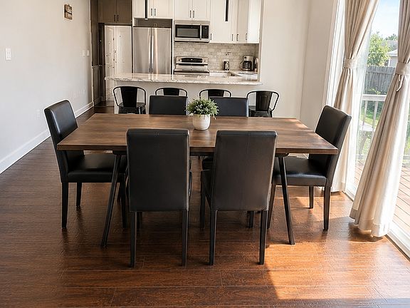 5th image of 518 41st Ave S