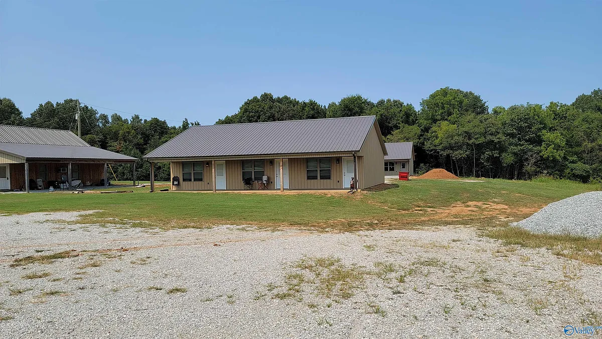 Building Photo - 131 Peaches Pl #11