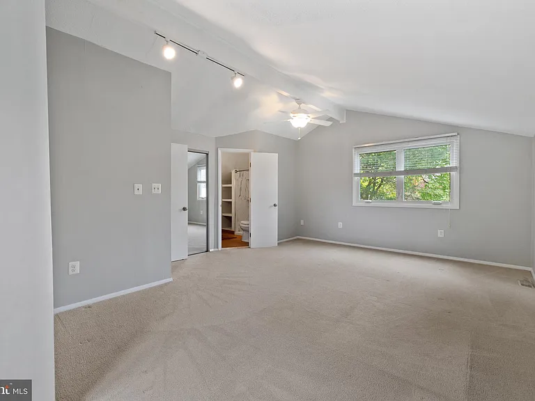 126 Hopeland Ln — Photo 22