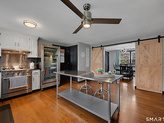 3rd image of 143 Sherwood Road